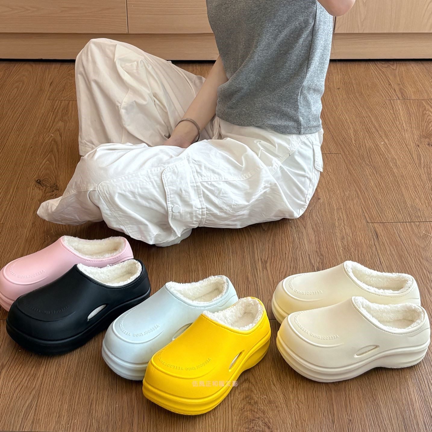 2025冬季新款加绒棉拖鞋可爱女士防水外穿保暖女鞋厚底百搭休闲