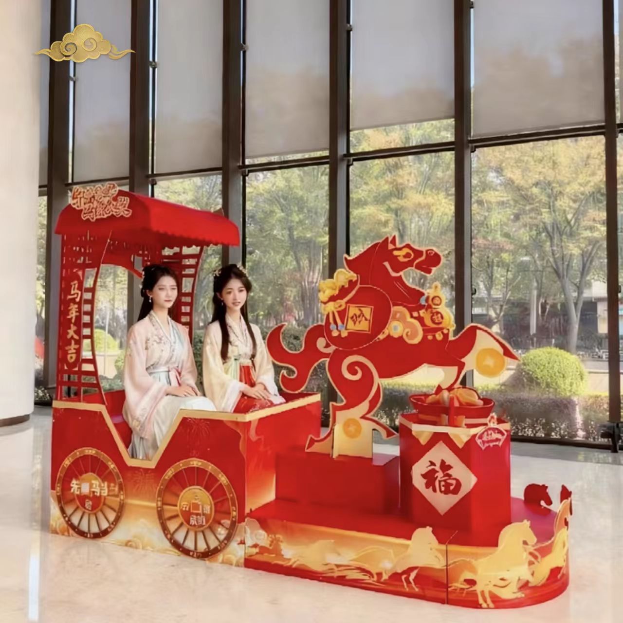 2026马车摆件开门红商场酒店厅