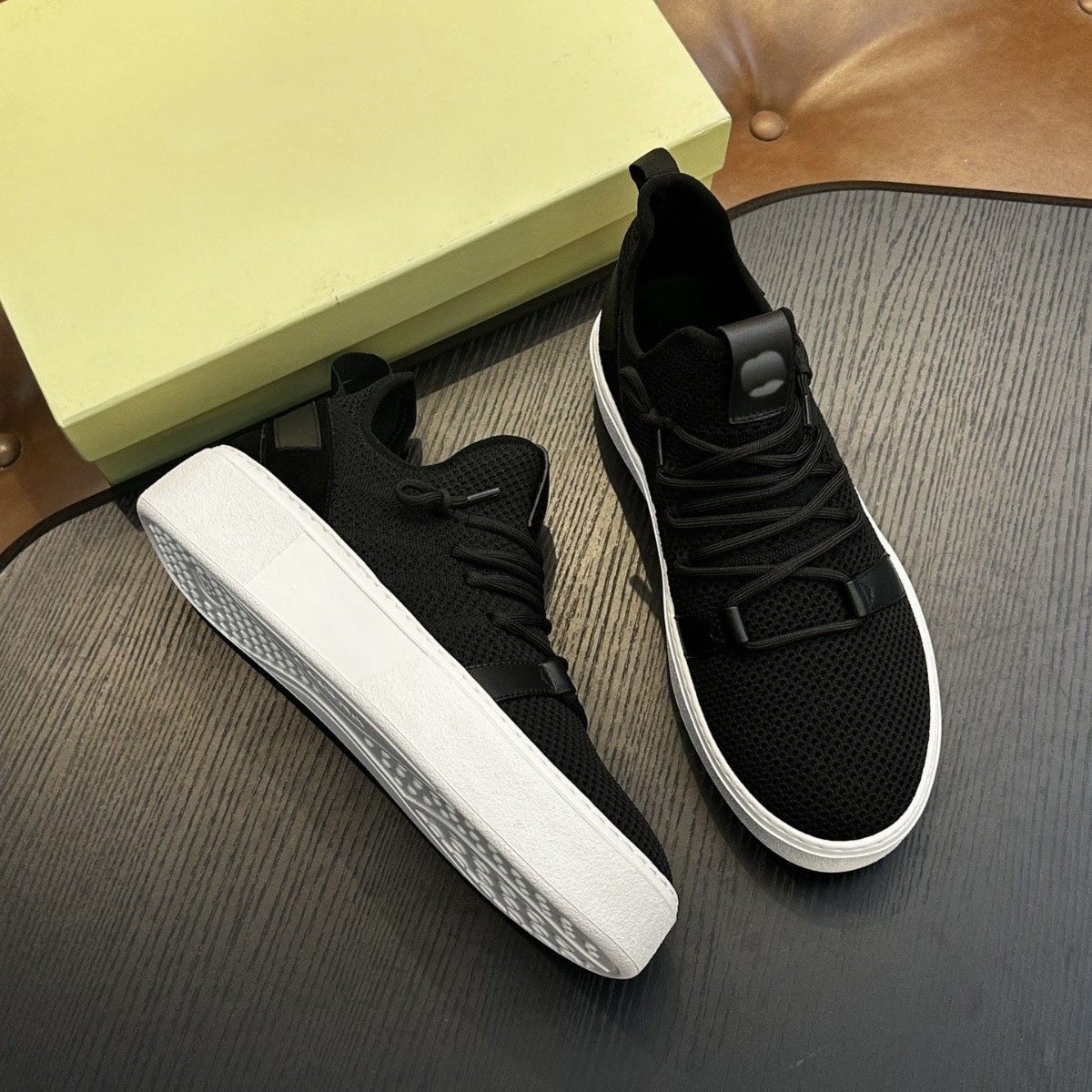 ZEGN跨境跨境新款男士厚底运动休闲板鞋舒适透气飞织网布潮流男鞋