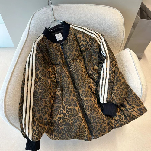 CICICOCO猫头鹰豹纹棒球领鹅绒服