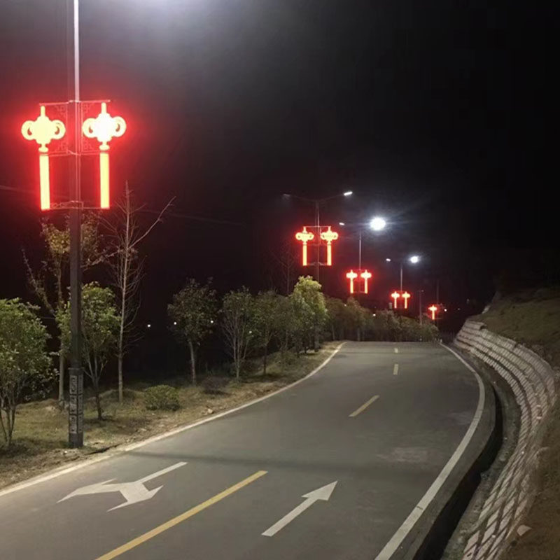 乡村振兴户外太阳能路灯6米电杆led光源带中国结大红灯笼灯饰防水