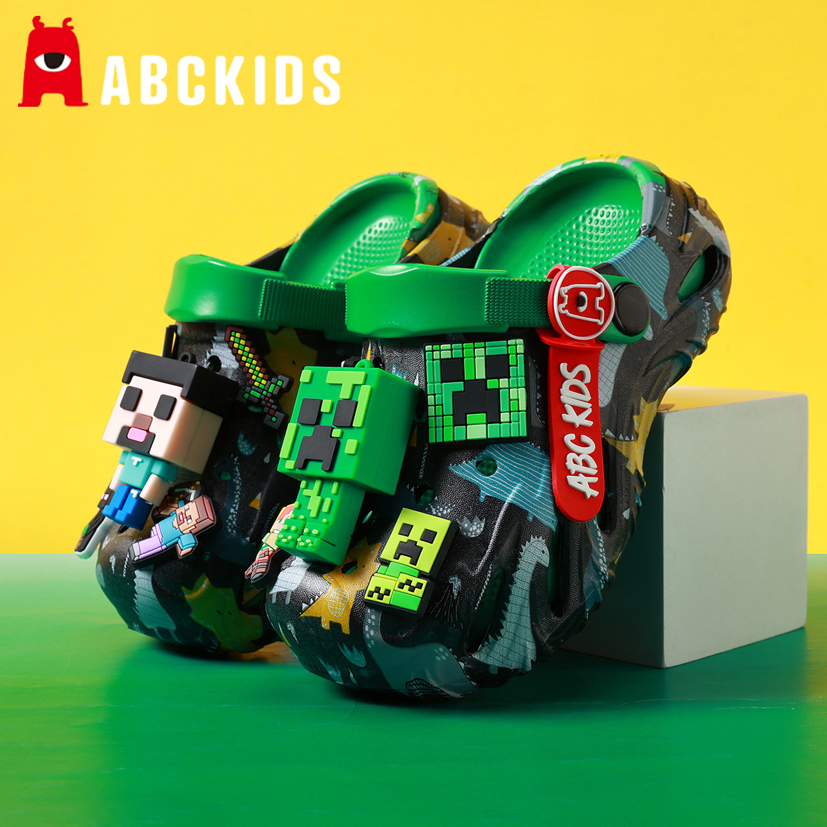 我的世界儿童洞洞鞋男童拖鞋夏季新款男孩凉鞋大童青少年沙滩鞋潮