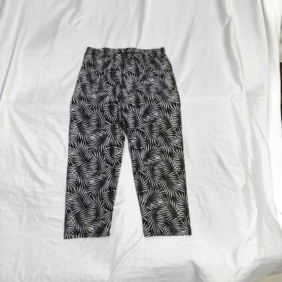 黑白树叶印花七分裤女夏季牛奶丝薄款紧身打底中裤