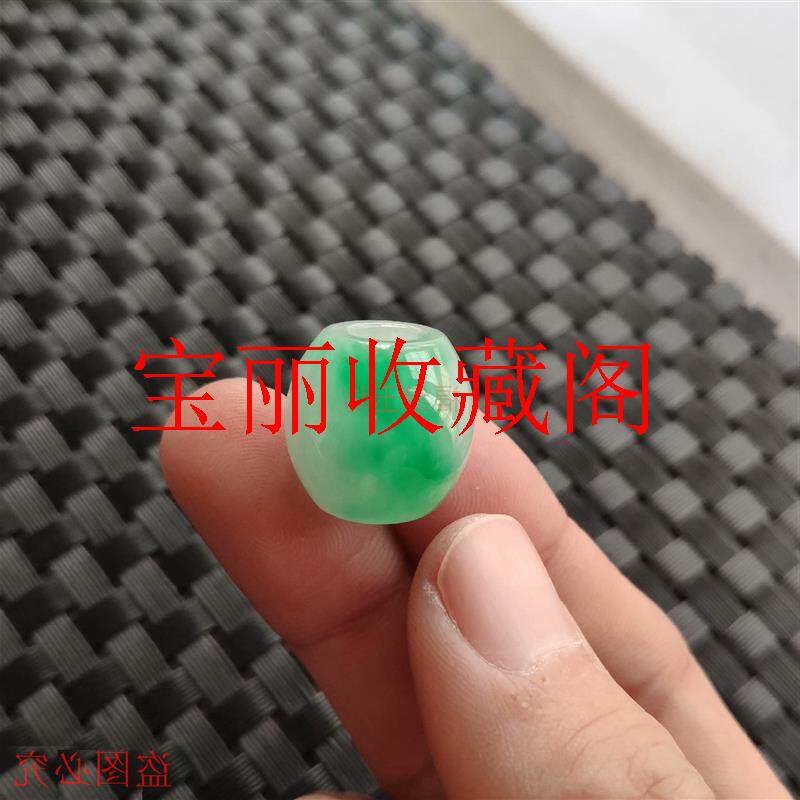 翡翠色冰阳绿飘花玉珠转运珠危地马拉路路通玉吊坠情侣男女款挂件