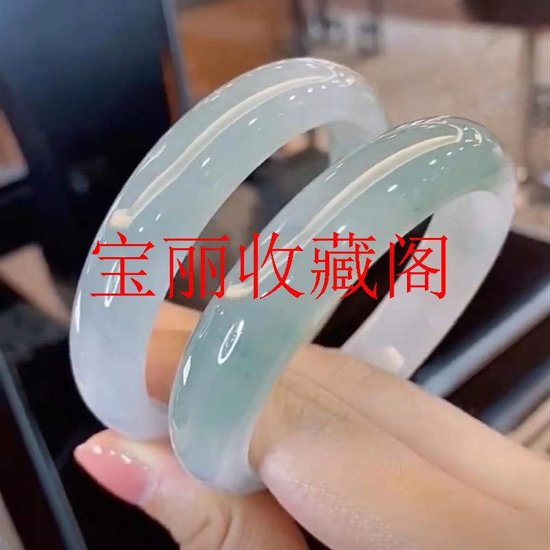 冰种飘花翡翠色手镯油青玉镯女款扁条飘绿油青玉手镯半山半水手镯
