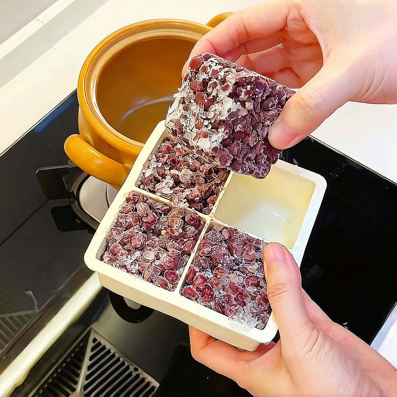 红豆沙食物冷冻分装盒食品级硅胶绿豆沙辅食冻肉杂粮饭米饭分装盒