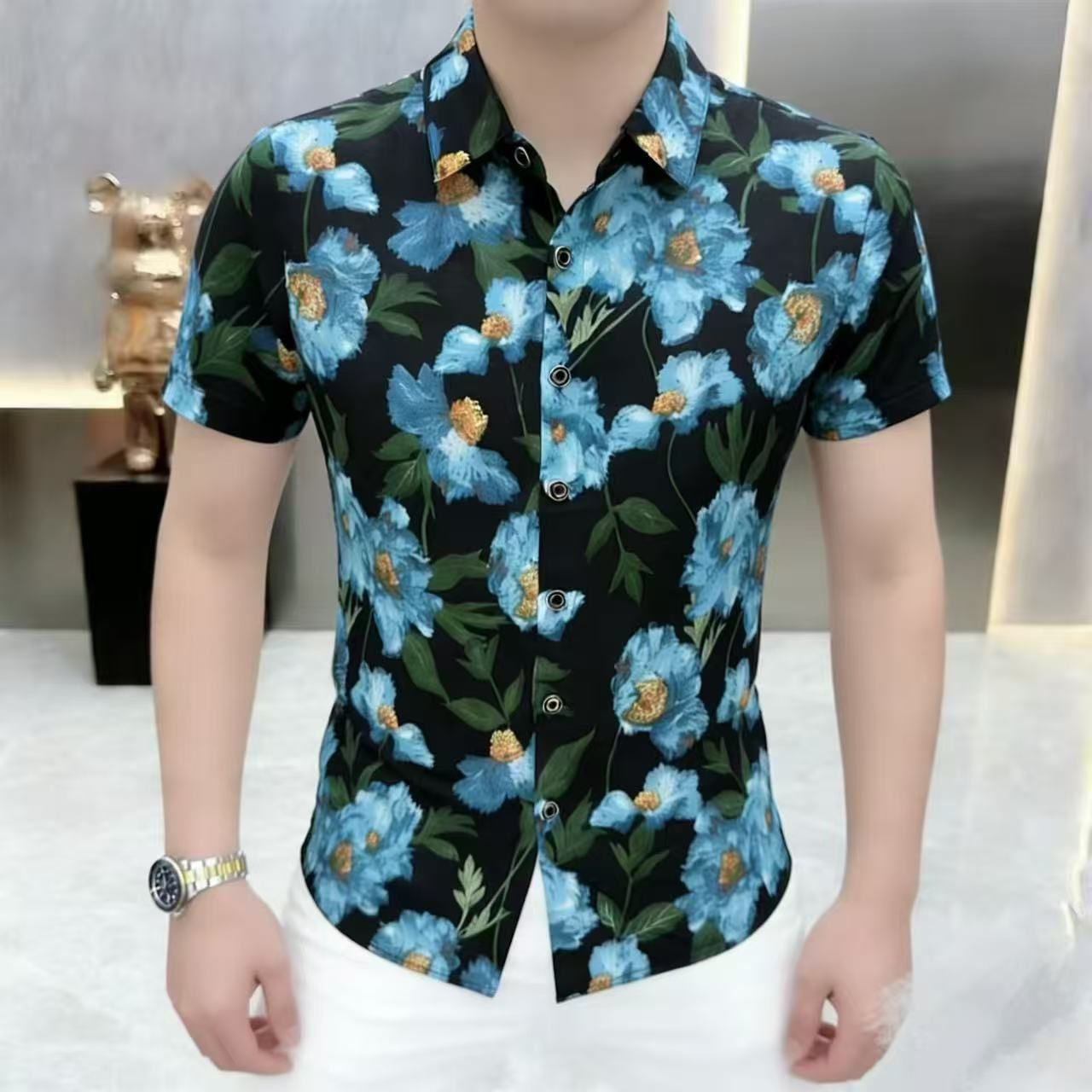 夏日风情休闲时尚潮牌新款男士个性修身帅气百搭薄款花色短袖衬衫图片