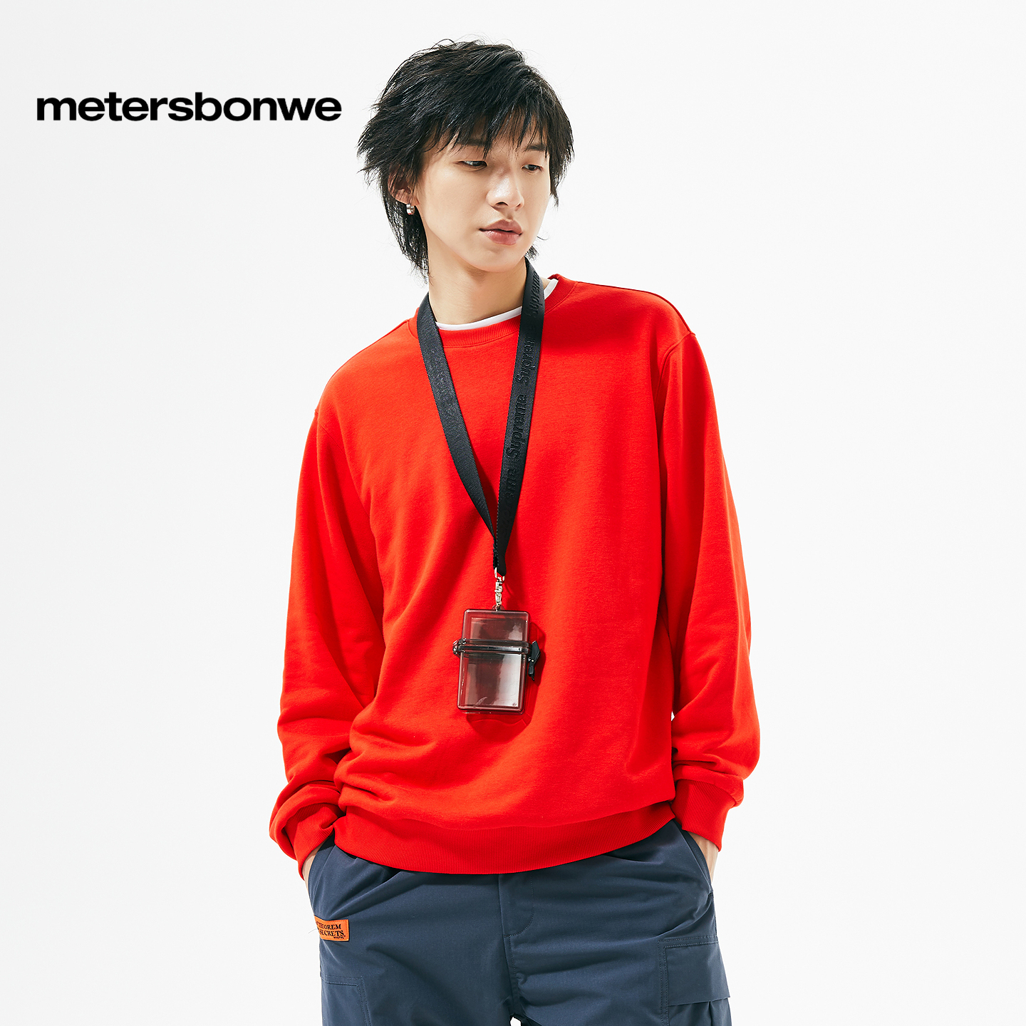 美特斯邦威春秋基础圆领卫衣