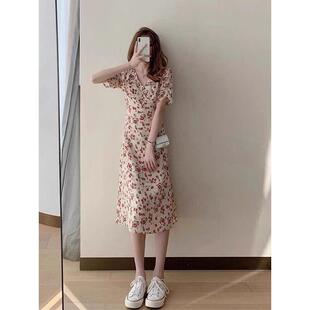 欧洲站2026夏装新款碎花气质有女人味的连衣裙轻奢高级感过膝长裙