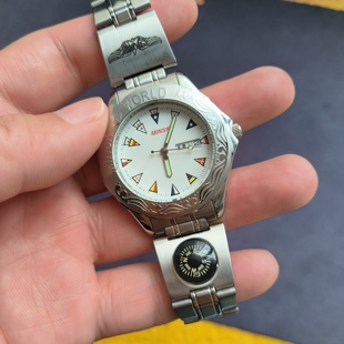 带指南针国际国旗夜光男士手表全钢石英表秒杀千元级腕表特价处理