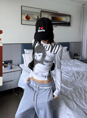 F383 美式复古人物字母印花正肩长袖T恤辣妹修身显瘦圆领打底上衣