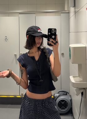 F383 美式复古圆领半排扣短袖T恤夏季女修身显瘦百搭短款上衣辣妹