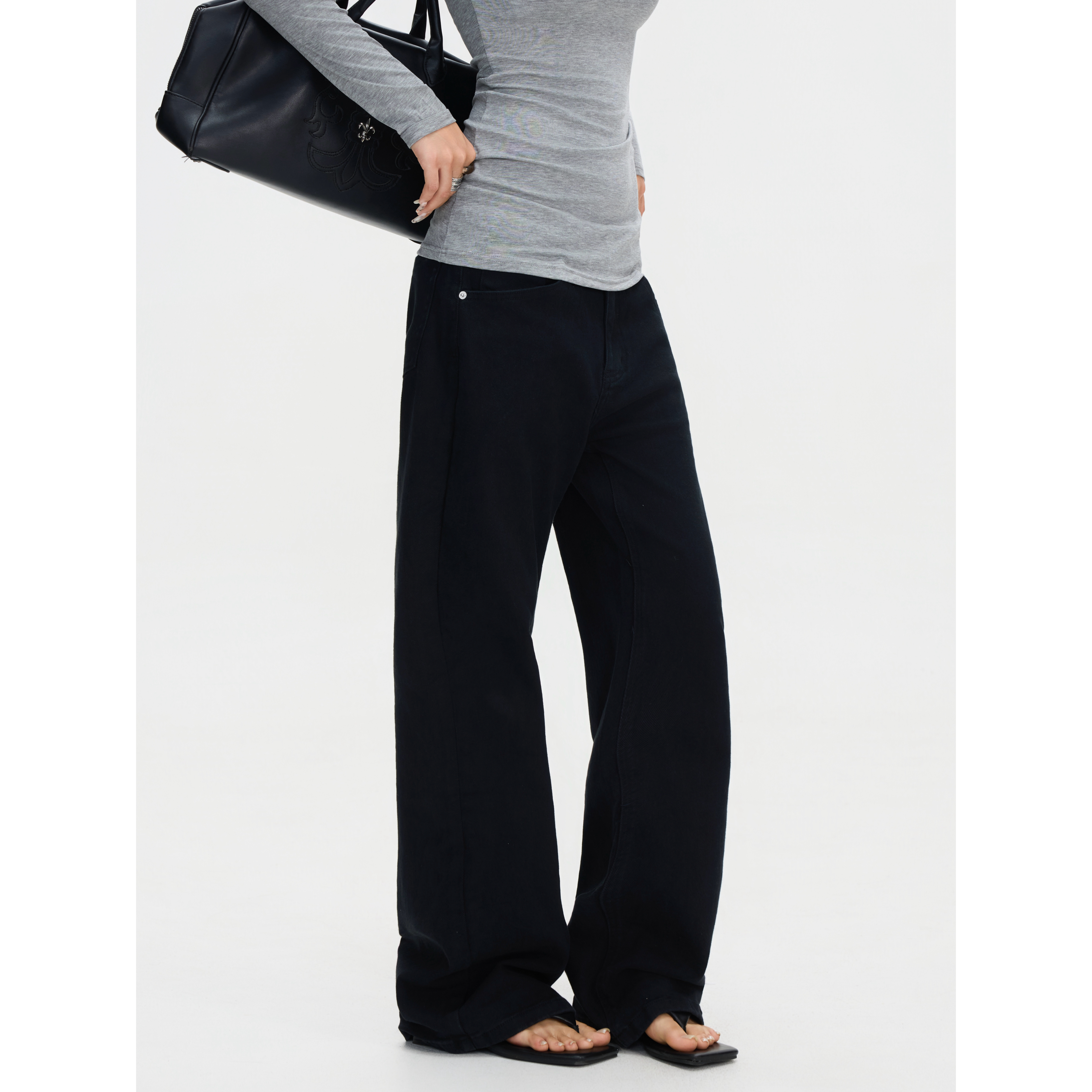 F383简约纯色宽松直筒显瘦牛仔裤