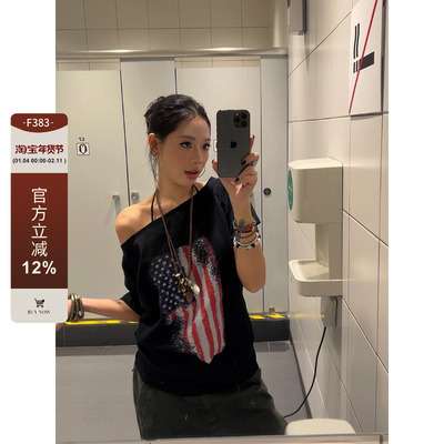 【F383】旗帜印花斜肩短袖