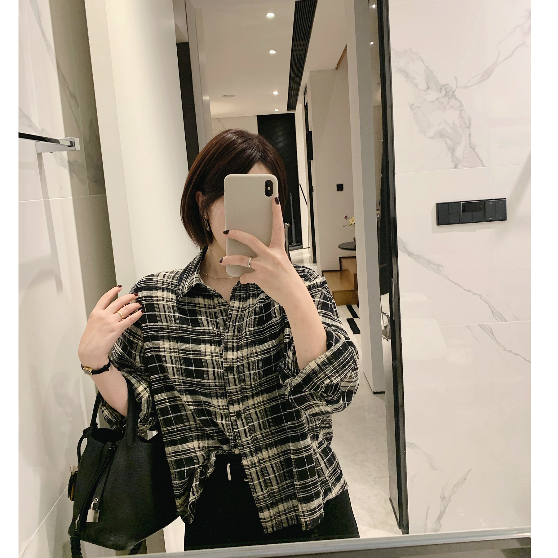 秋季洋气格子复古长袖衬衫