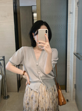 misslady韩版气质单排扣百搭复古显瘦简约冰丝灰色v领针织衫上衣