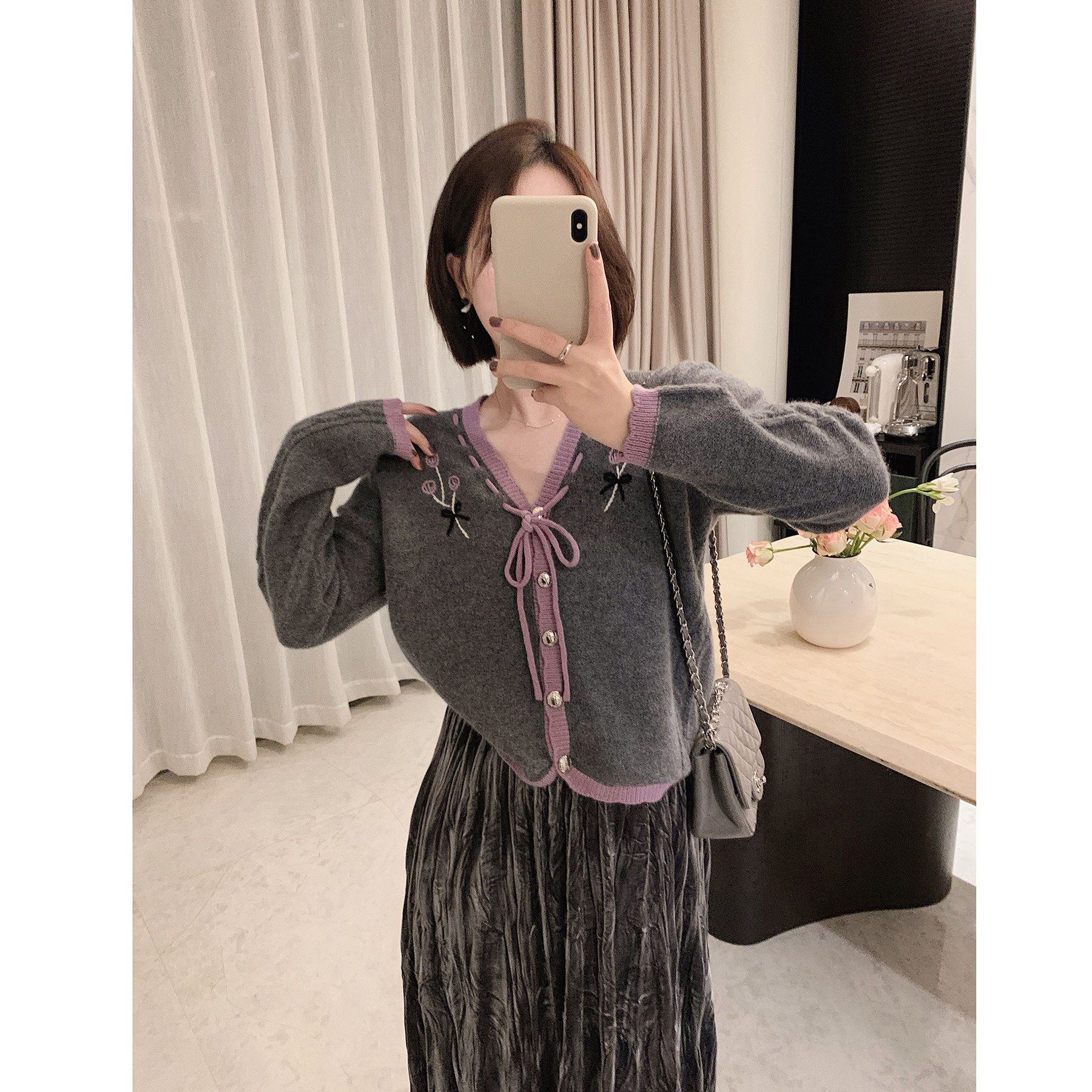 紫色边花朵羊毛成份毛衣复古