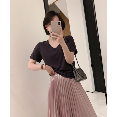 misslady丝滑纯色基础款v领T恤女2025年夏季款百搭随性正肩上衣