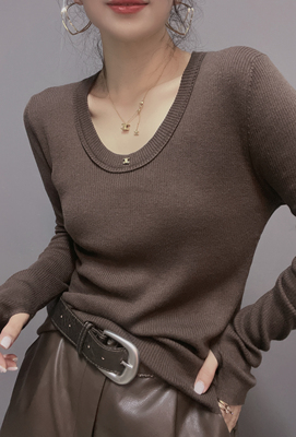 衣唯硕87298秋冬新款U领低领螺纹弹力羊毛混纺修身针织衫打底衫女