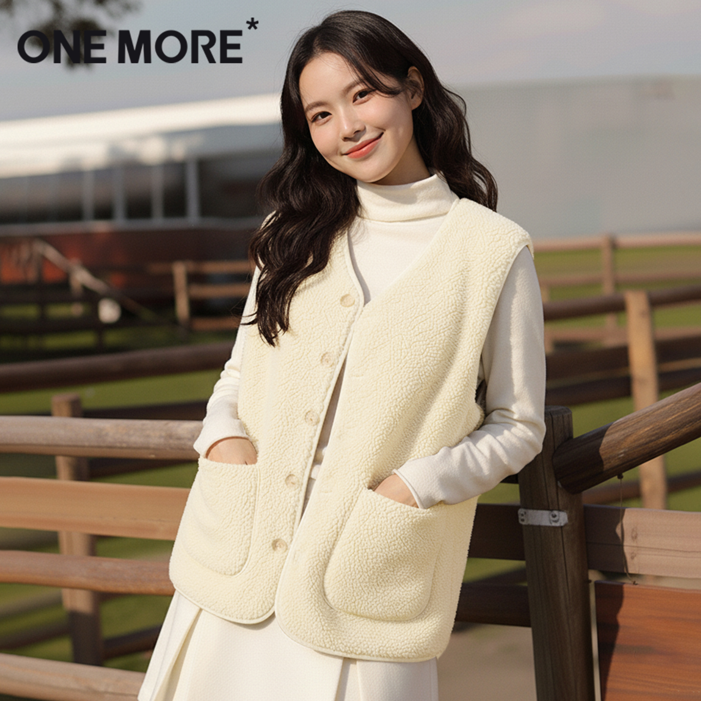 onemore摇粒绒马甲女双面穿背心