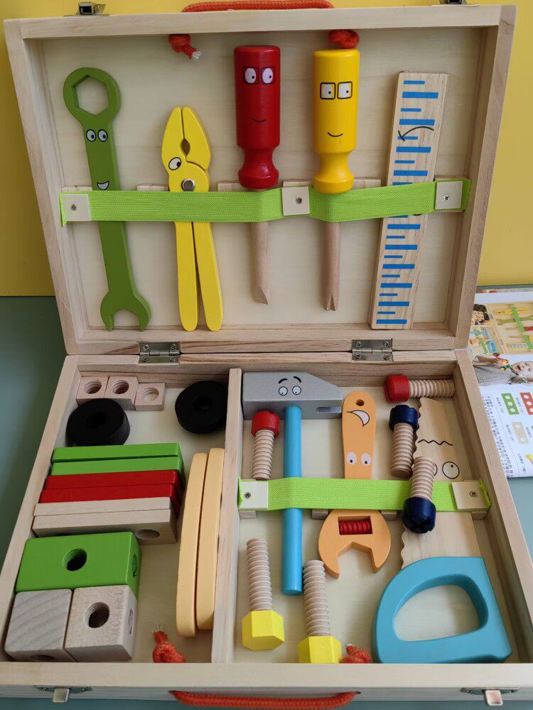 어린이 시뮬레이션 수리 도구 상자 장난감 나사 너트 조립 실습 3세 5세 소년을 위한 조기 교육 교육 퍼즐