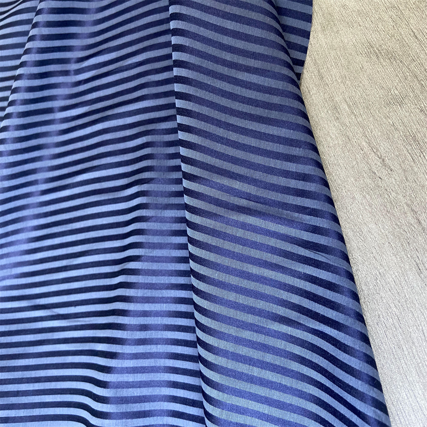 布队13姆米蓝色条纹真丝棉布料