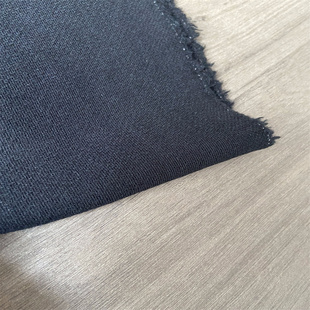 纯黑色进口羊毛纱绉纱肌理感春秋设计师定制服饰面料垂坠不易皱