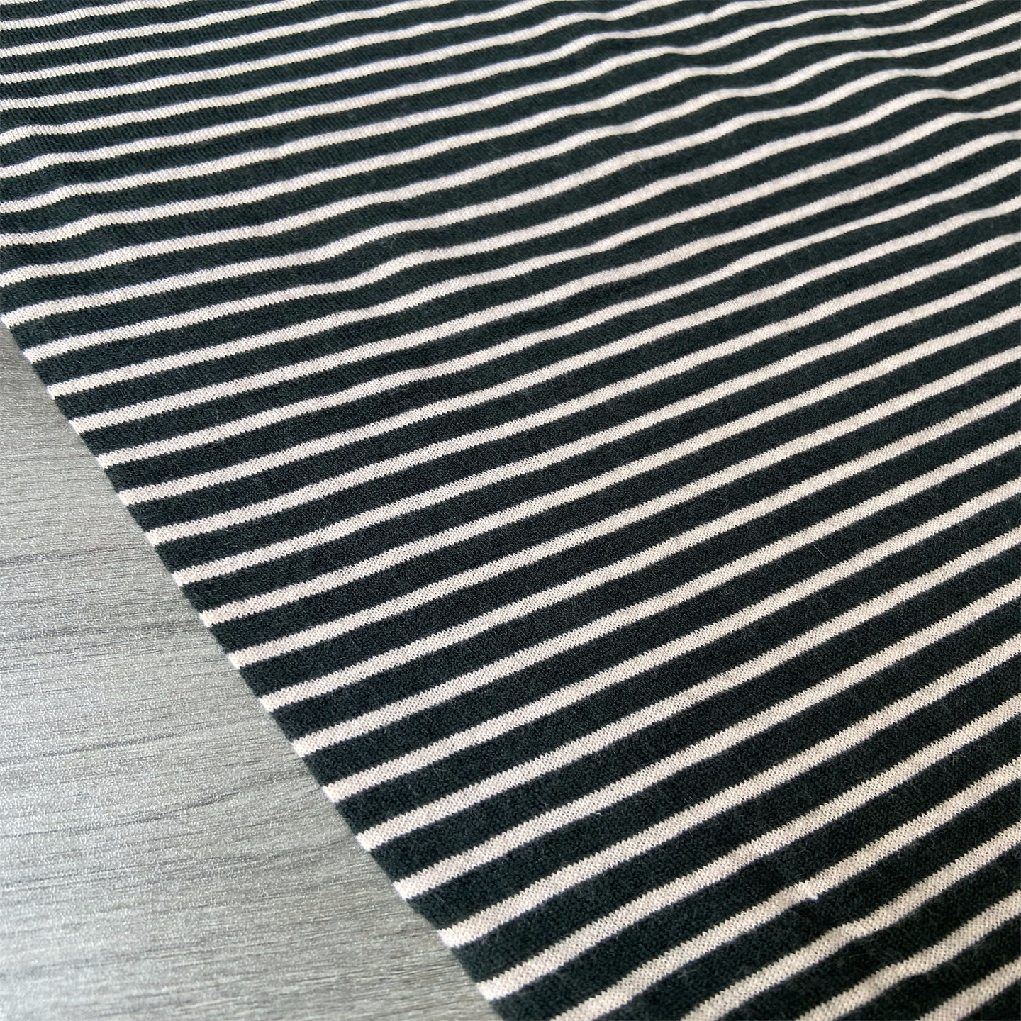 条纹针织羊毛75%羊绒5%软糯舒适春秋针织面料设计师T恤打底衫布料,居家布艺,海绵垫/布料/面料/手工diy,淘宝优惠券,粉丝福利购,淘宝优惠卷