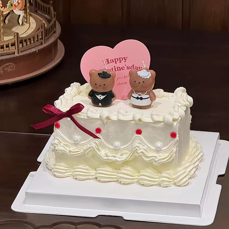 2.14情人节西服婚纱小熊蜡烛蛋糕装饰爱心告白卡片纪念日装扮插件,节庆用品/礼品,蛋糕/烘焙装饰用品,淘宝优惠券,粉丝福利购,淘宝优惠卷