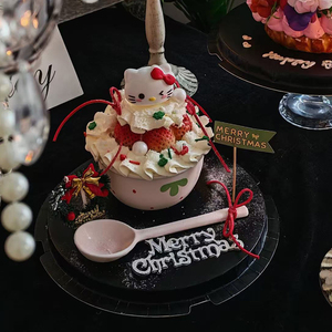 2025圣诞节快乐hellokitty猫蛋糕装饰摆件草莓碗圣诞草圈装扮插件