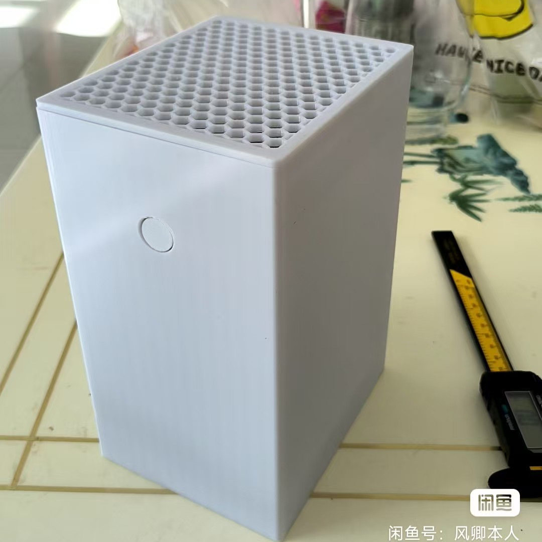 天钡 r1 r7 新创云主机小方横放外壳，长136宽110，高200