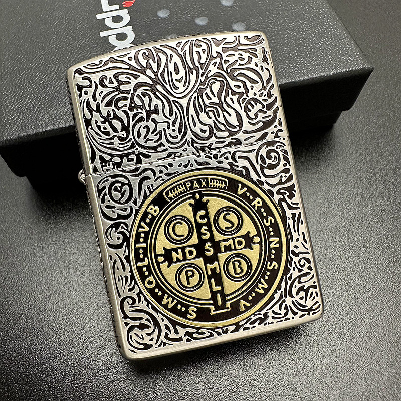 之宝zippo打火机正品煤油 原版盔甲diy 金银双色 162双色康斯坦丁