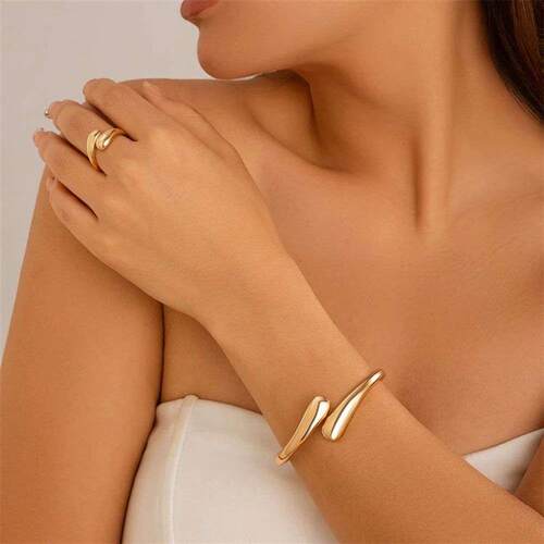 Wide Metal Bangle Ring for Women Gold and Silver Color Chunk