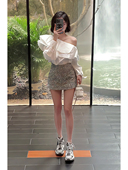 重工亮片包臀A字裙套装 衬衫 荷叶边斜肩宽松露肩长袖 有货春夏法式