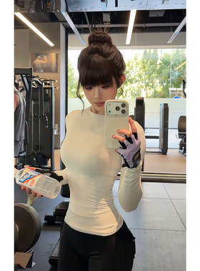 秋冬2026白色长袖修身显瘦T恤女