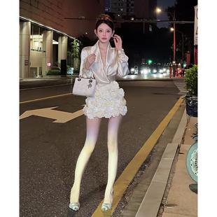 今年流行御姐名媛独特绝美套装 重工立体花朵半身裙 深V领收腰衬衫