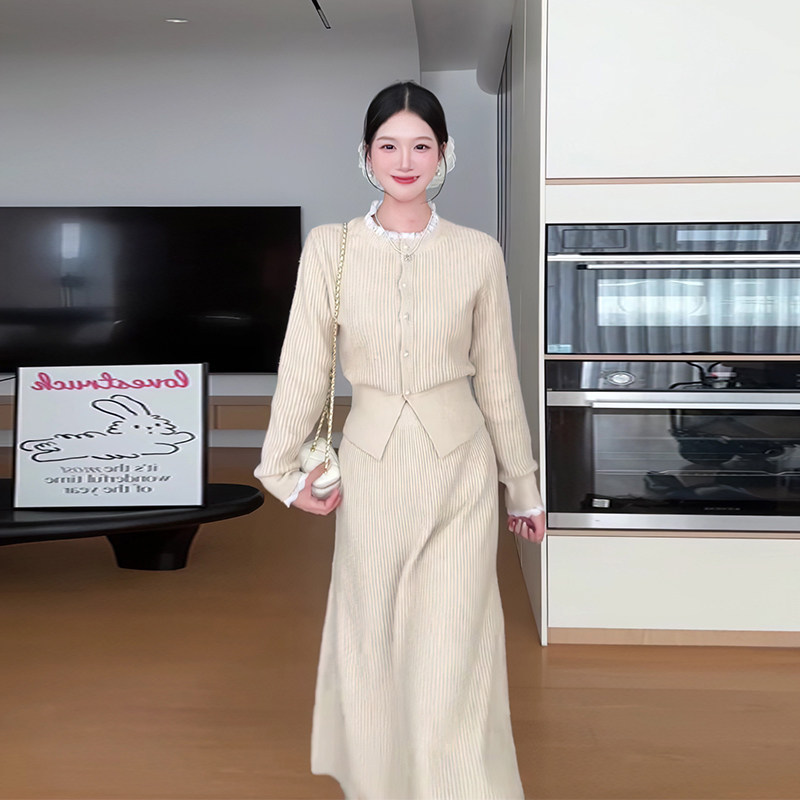 秋冬现货套装！小香风千金风穿搭针织毛衣上衣+直筒半身裙长裙女,女装/女士精品,时尚套装,淘宝优惠券,粉丝福利购,淘宝优惠卷