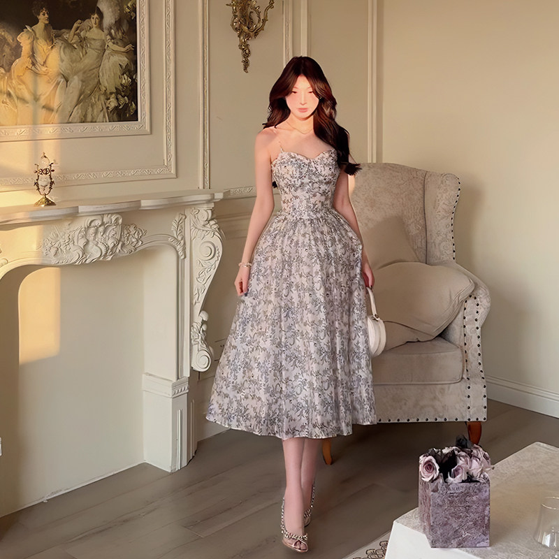 法式公主复古时尚碎花收腰吊带连衣裙夏季新款高腰海边度假长裙,女装/女士精品,连衣裙,淘宝优惠券,粉丝福利购,淘宝优惠卷