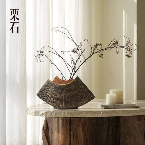 侘寂风陶瓷艺术扇形花瓶插花摆件
