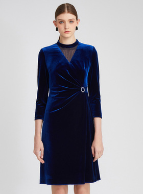 商场同款皮尔卡丹女装秋新款复古典雅丝绒长袖连衣裙P2320E2984L0