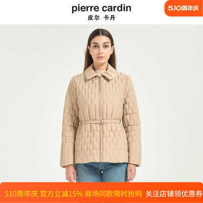 皮尔卡丹女冬新款卡其色翻领格状收腰显瘦保暖羽绒服CD54YS013K0
