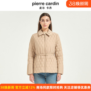 皮尔卡丹女冬新款卡其色翻领格状收腰显瘦保暖羽绒服CD54YS013K0