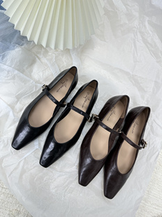 gelly2024新款法式复古玛丽珍鞋女一字扣带单鞋小香风尖头奶奶鞋