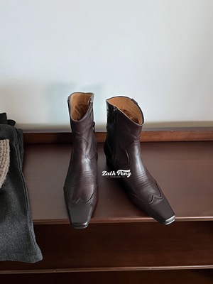 zachpeng真皮中跟西部牛仔靴2025新复古尖头刺绣短靴粗跟马丁靴女