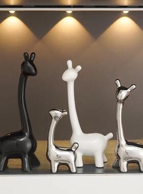 2026玄关小鹿一家四口摆件工艺品客厅电视柜酒柜装饰品陶瓷摆件
