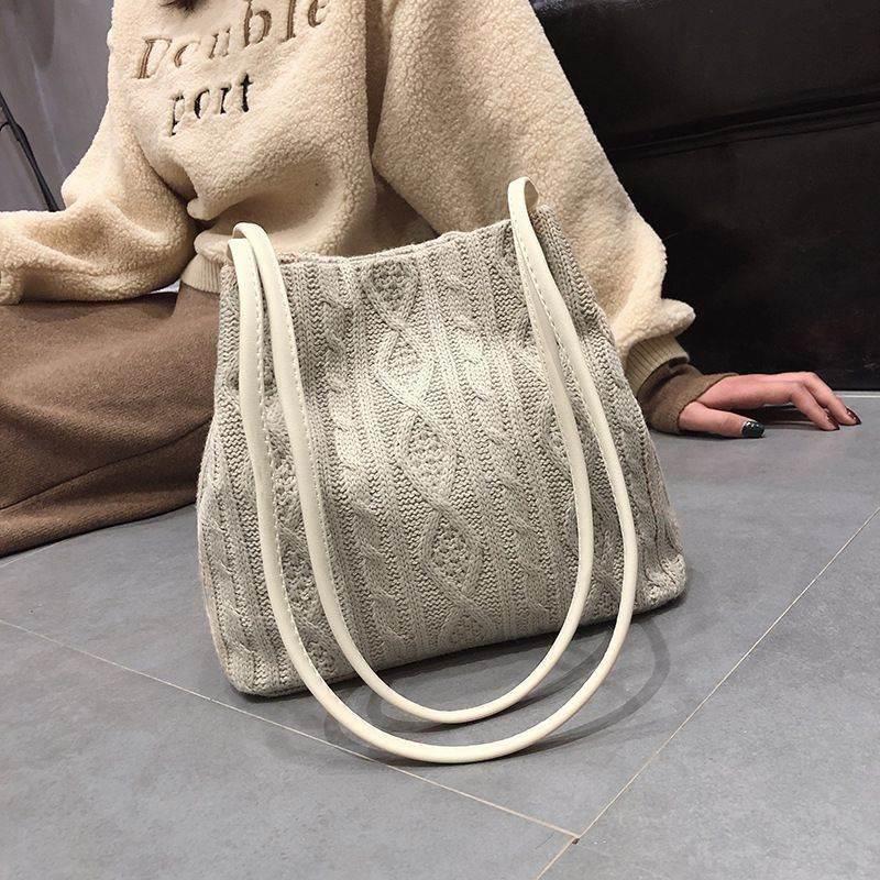 19autumn Fashion women handbags leisure knitted bag for girl