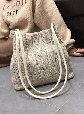 19autumn Fashion women handbags leisure knitted bag for girl