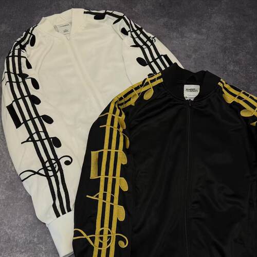 自主Jeremy Scott Music Note Track Jacket音符白色拉链运动夹克