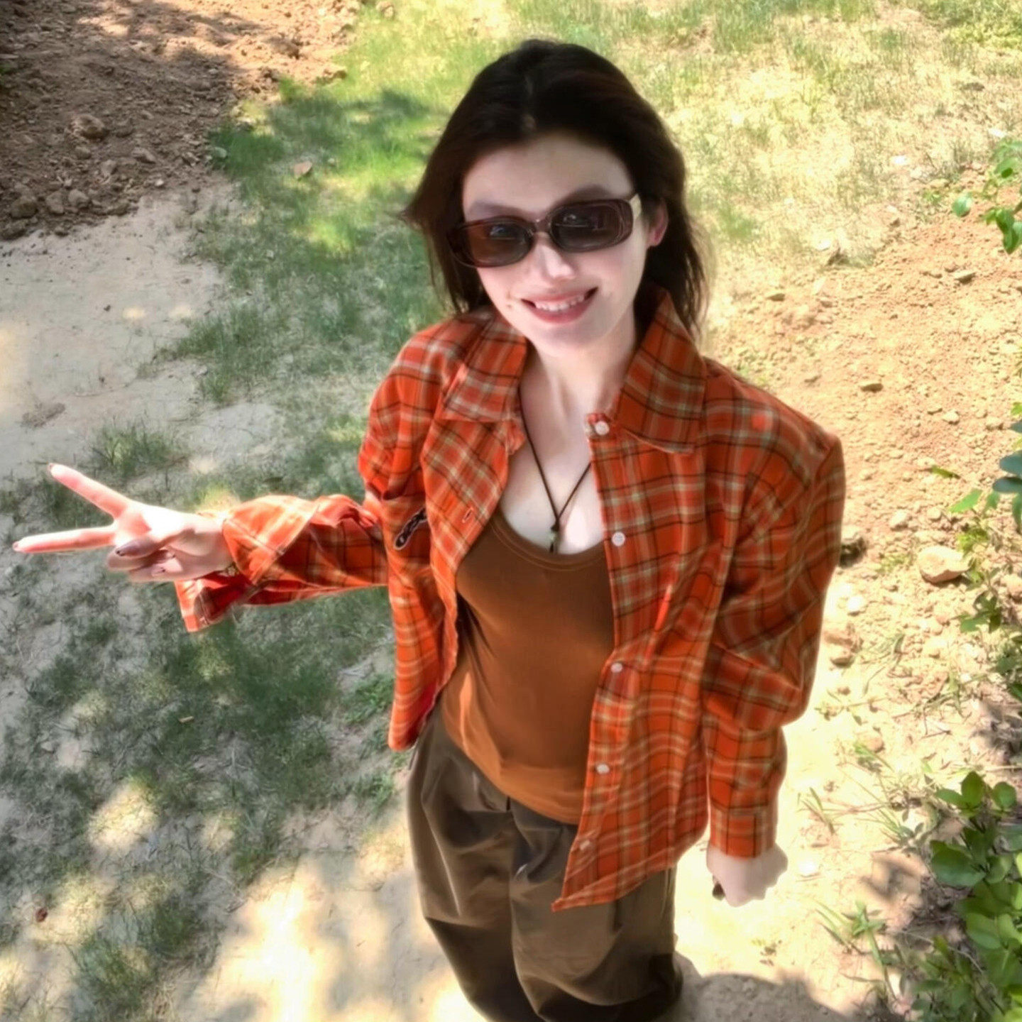 美式覆古橙色格子衬衫女早秋季新款宽松休闲防晒长袖上衣外套夏季