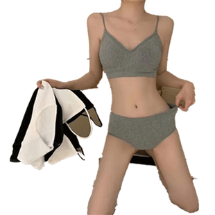 吊带美背背心女夏内搭外穿潮2023网红爆款夏季带胸垫针织上衣套装